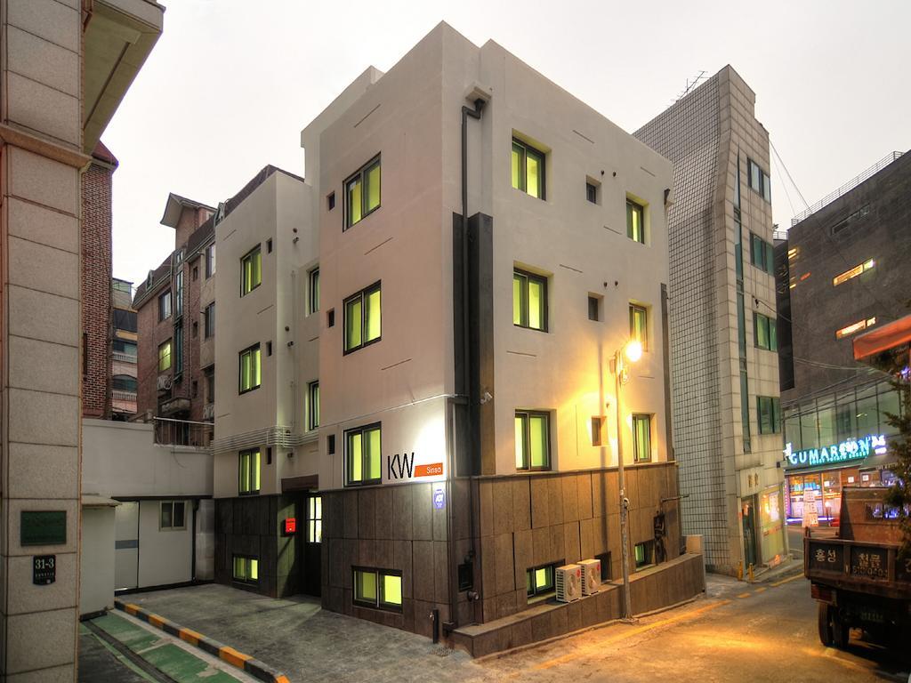 Hostel Kw Sinsa Seul Exterior foto