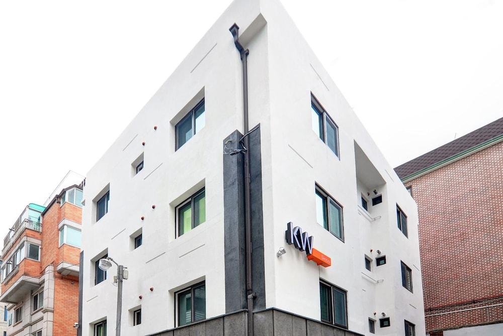 Hostel Kw Sinsa Seul Exterior foto